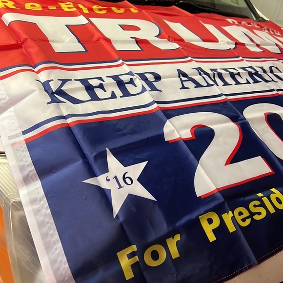 Flag - Picture 2 of 5